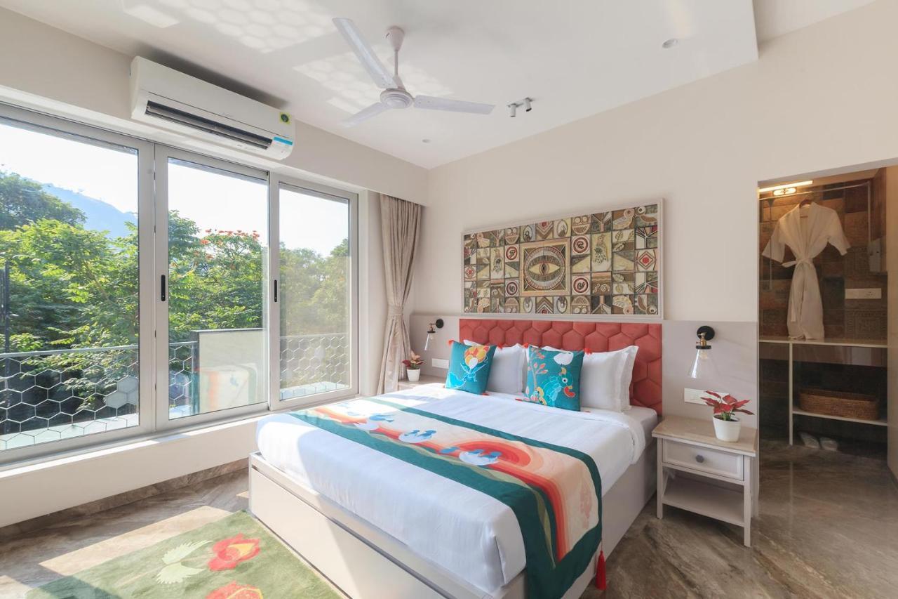 Stayvista's Le Sutra Great Escapes - Udaan - Artistic Rooms, Terrace Jacuzzi With Scenic View Villa Lonavala