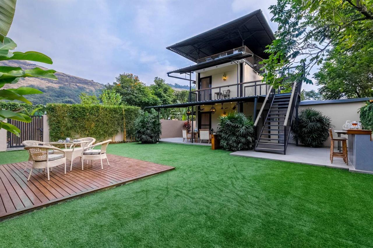 Stayvista's The Annex - Cozy Retreat With Inviting And A Private Plunge Pool Villa *