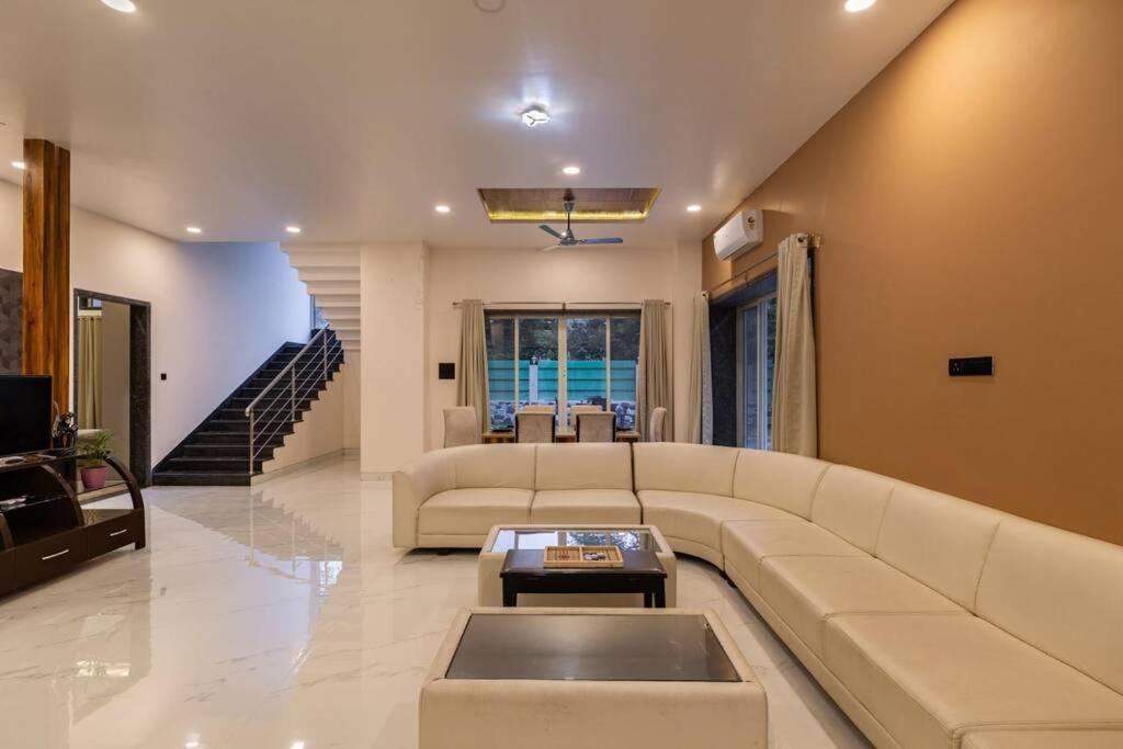 Leisurely Stays Sage 4bhk, Villa *