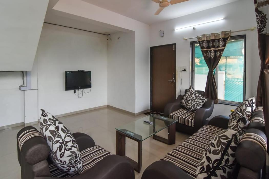 Empyrean Ll Good Luck Ll 2bhk Ll Pool Lonavala