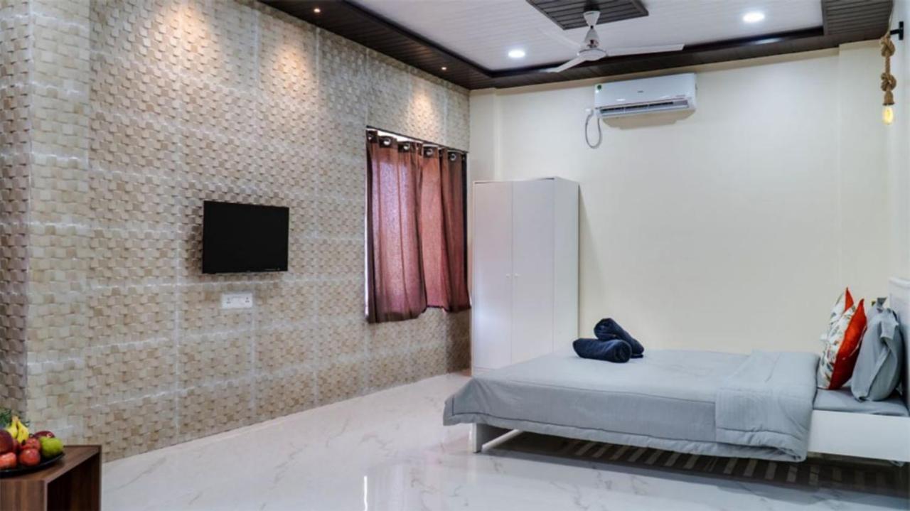 8 Shades Of Grey Original Villa Lonavala