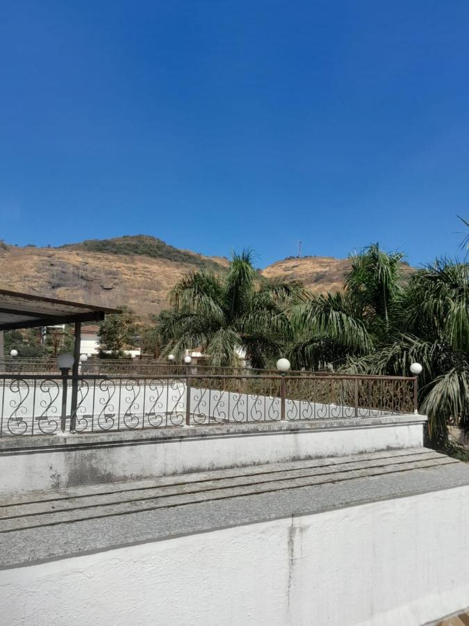 Ivy Dreams 4 Bhk With Pool, *