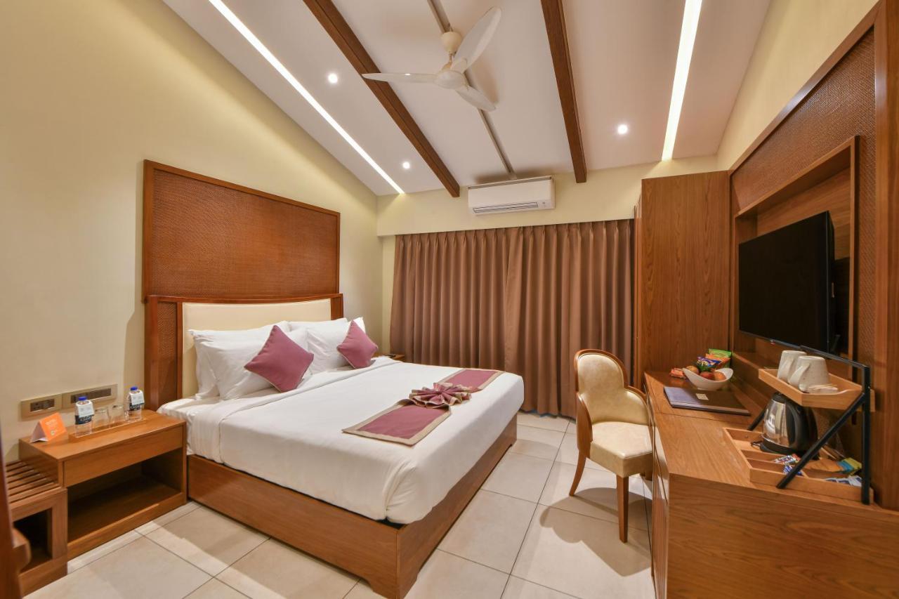 Hotel Arova Woods Zinc Journey By The Fern,
