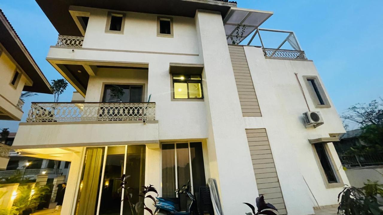 Villa Euphoriaa 4br Jacuzzi Pvtpool Theatre Lonavala