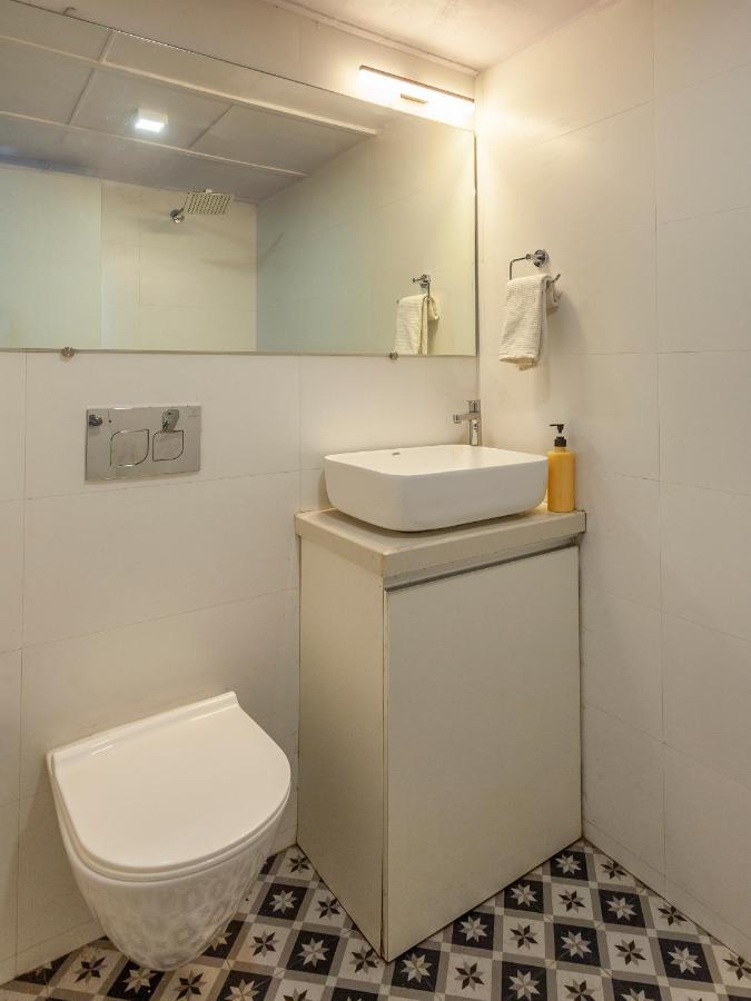 Cozy Nook- Artsy 3bhk With Private Pool- By Staymonkey Villa *