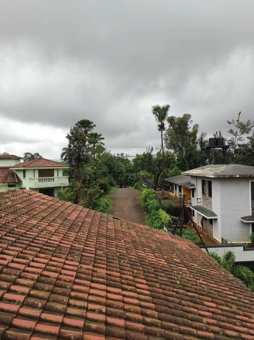 Parmarmountview 5bhk Poolvilla *