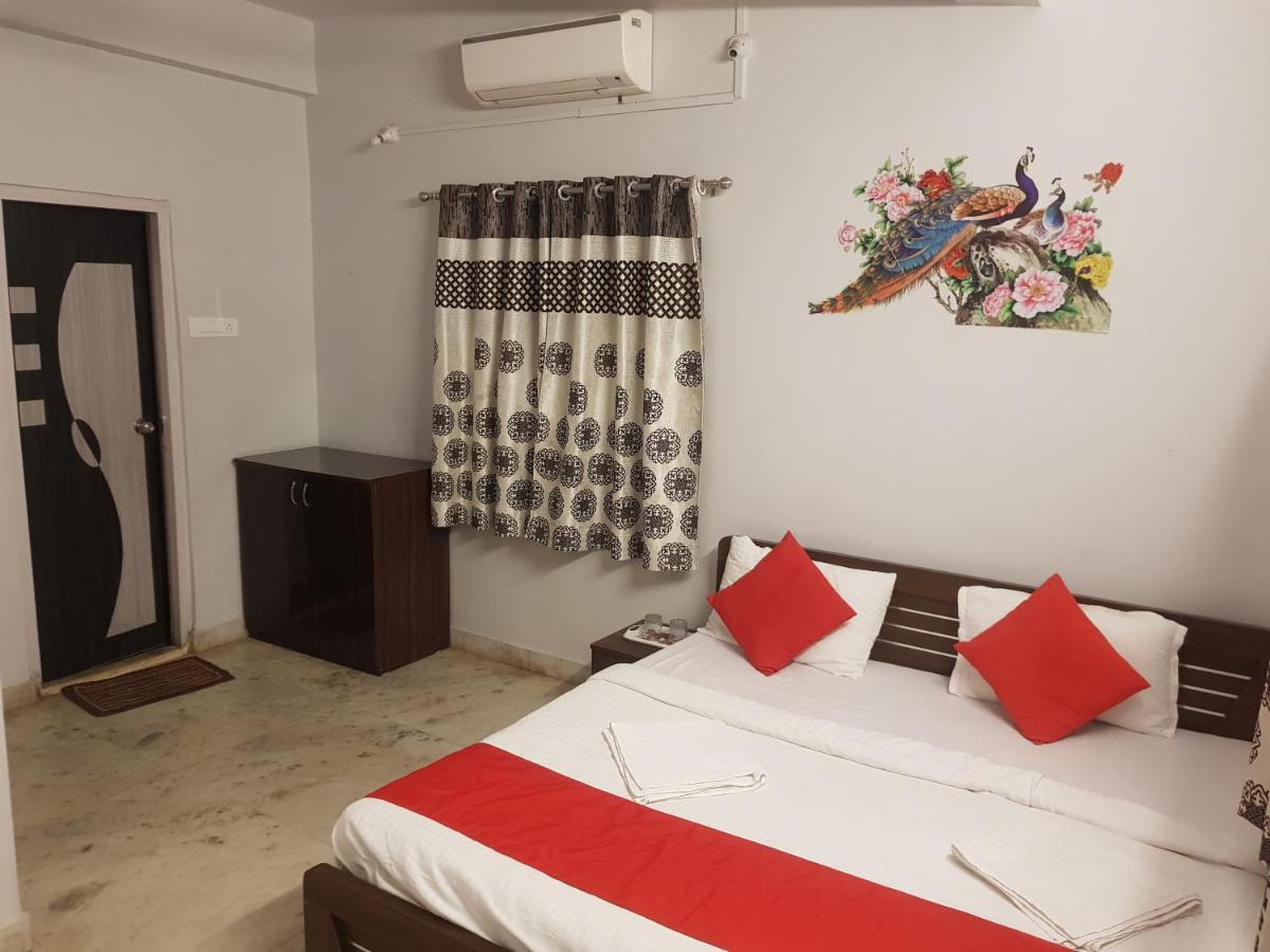 Hotel Trisha Residency *