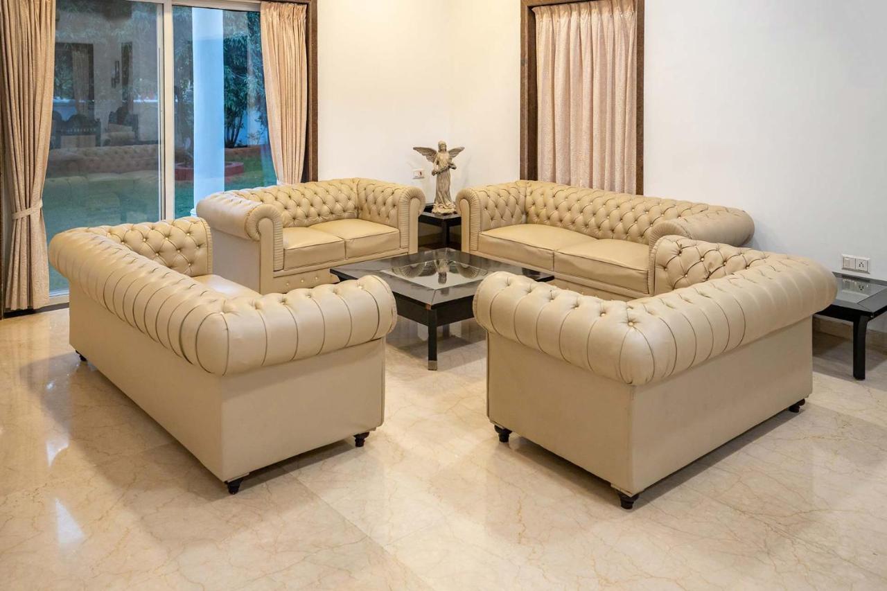 Villa Casa Serenity By Stayvista - Relax With A Pool, Lawn, And Inviting Jacuzzi *