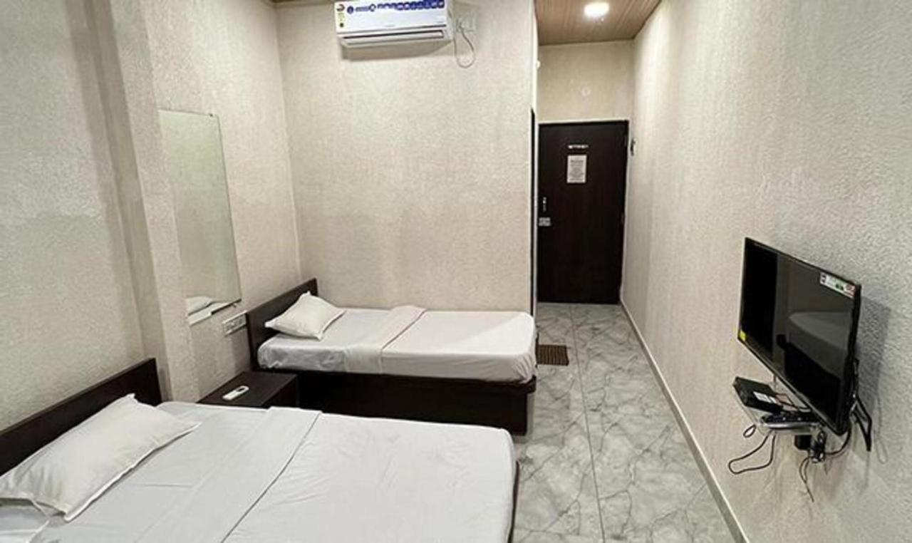Hotel Fabhotel Jalsa
