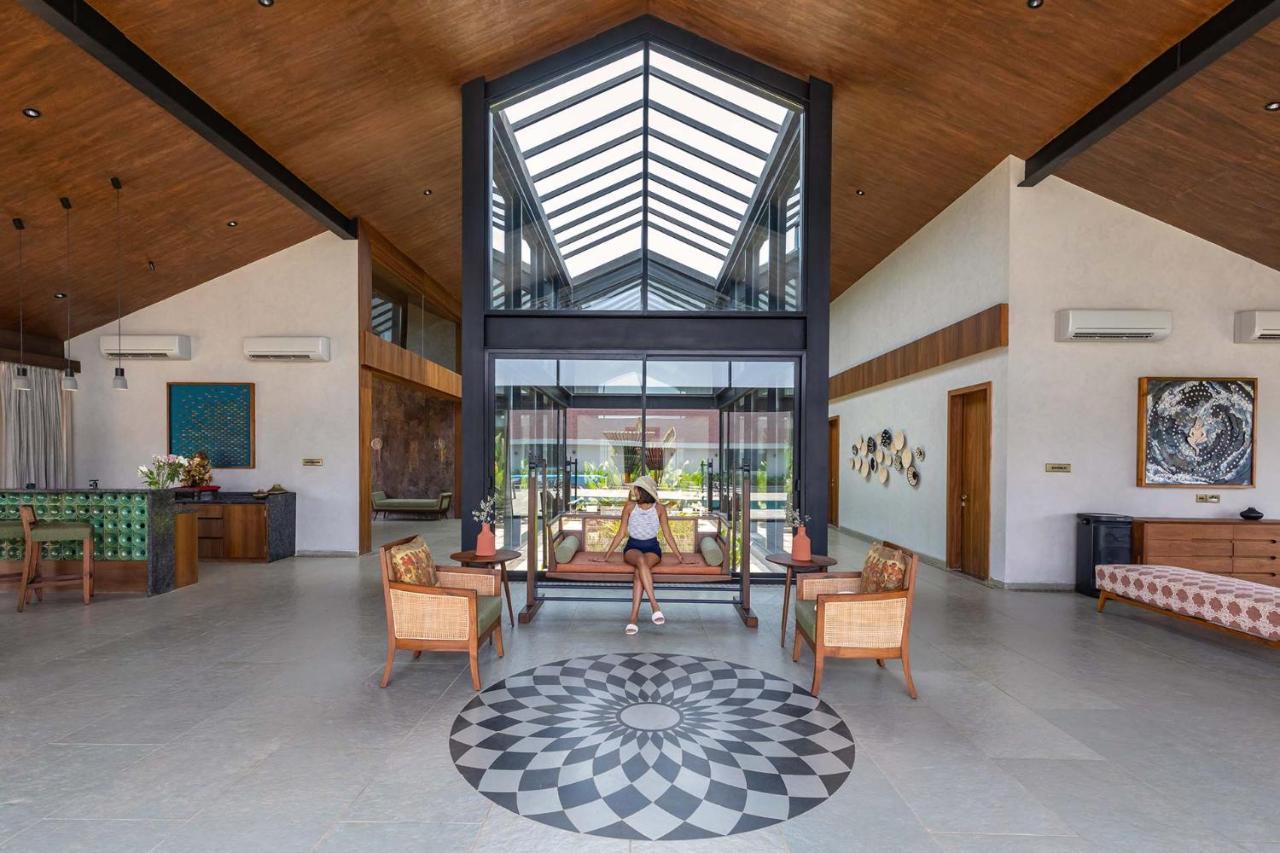 Stayvista's The Barn: Mountain-view Luxury With Infinity Pool & Outdoor Amenities Villa Lonavala