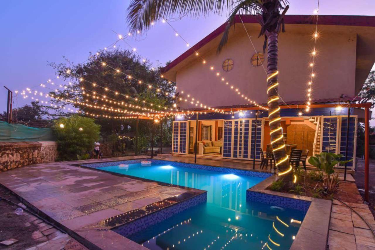 Villa Feels *