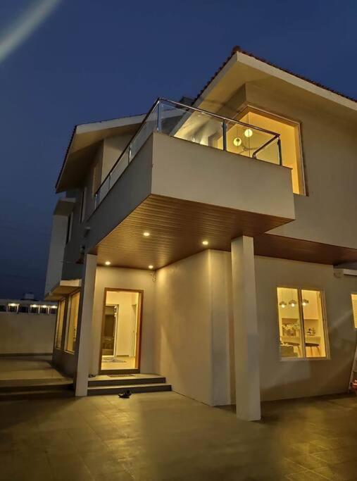 Villa Shantai Luxurious 35 - Lonavala