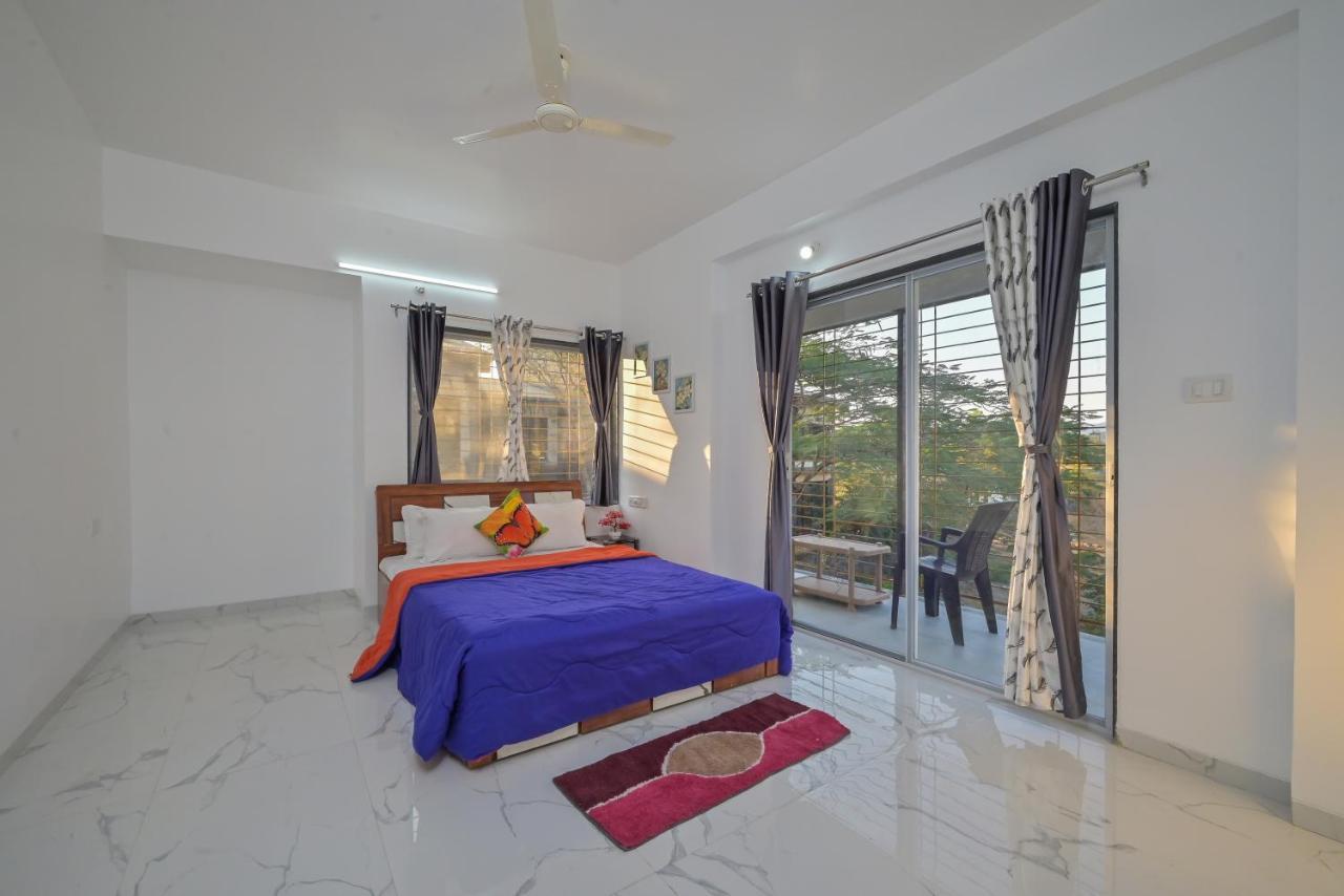 Empyrean Stays Ll 2bhk Ll Ac Ll Pool Ll Enfield Ll Ll Villa