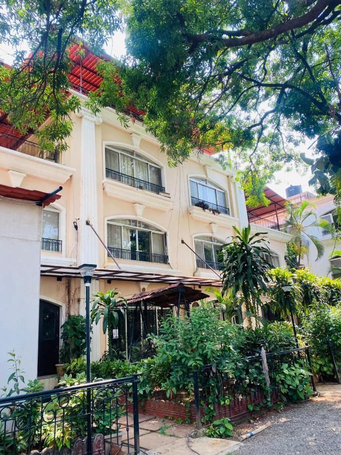 Ivy Pearl Row House No 4