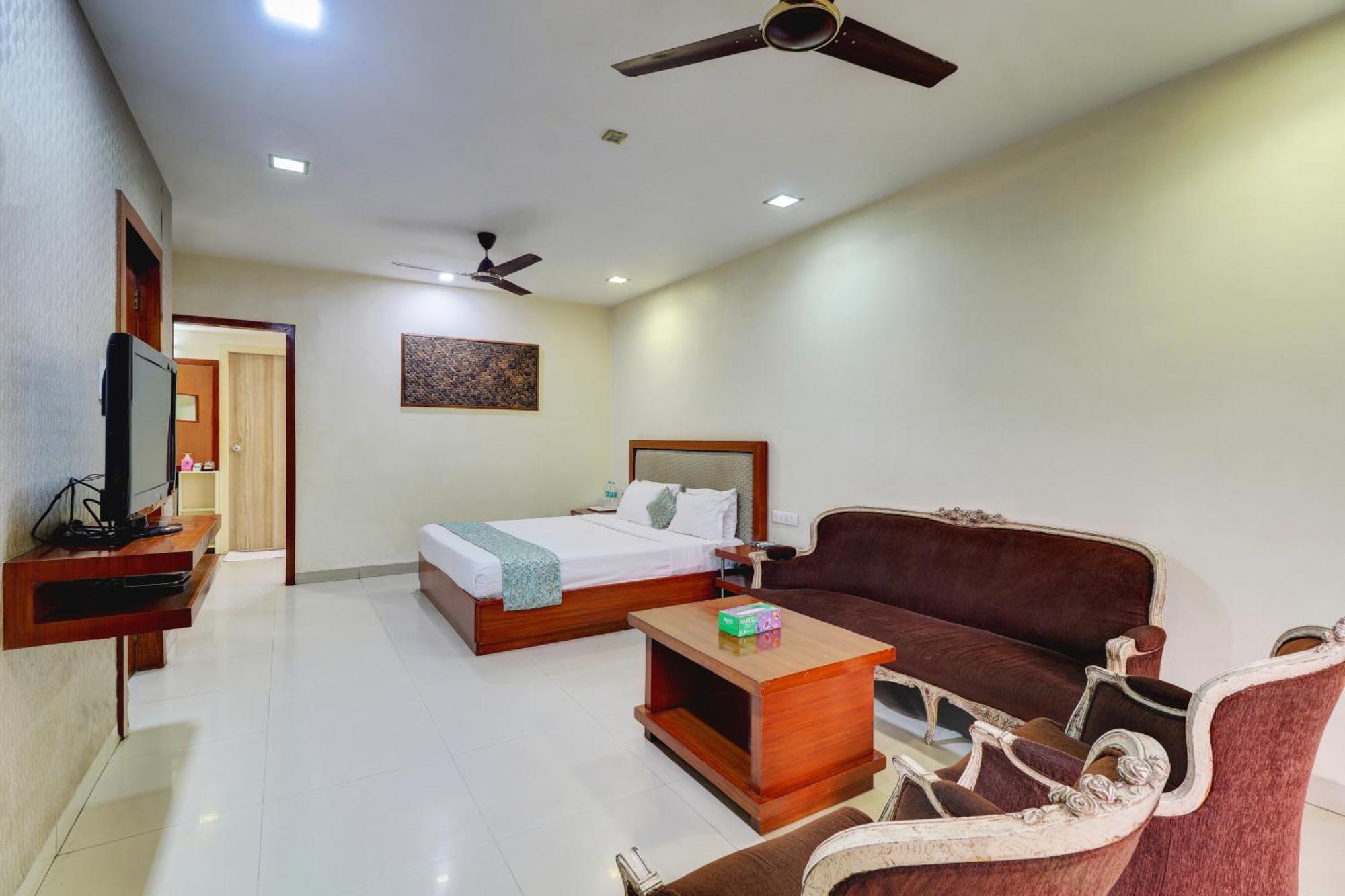 Hotel Amazinn Villa Lonavala
