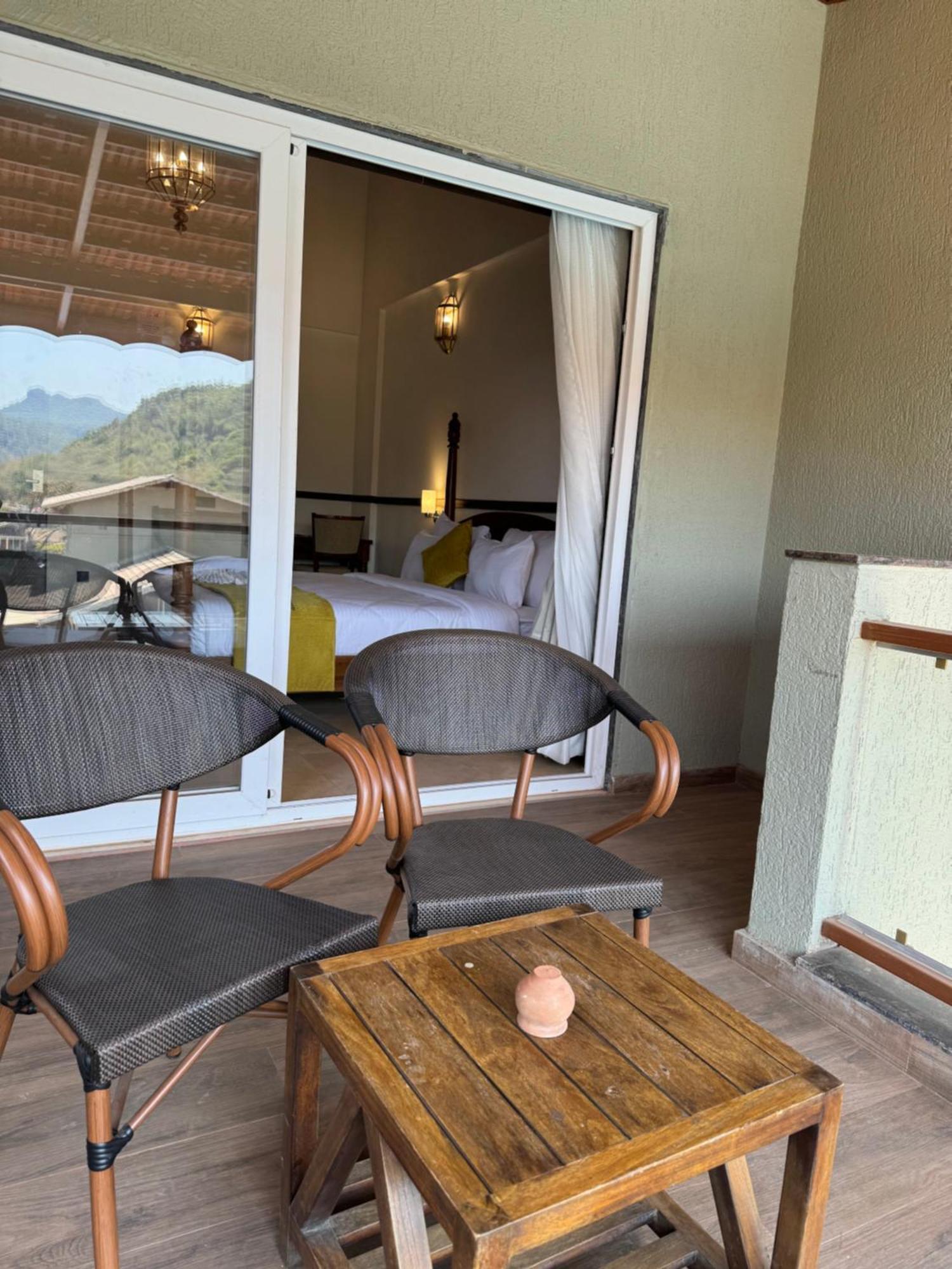 Hotel Mastiff Grand La Villae 4*