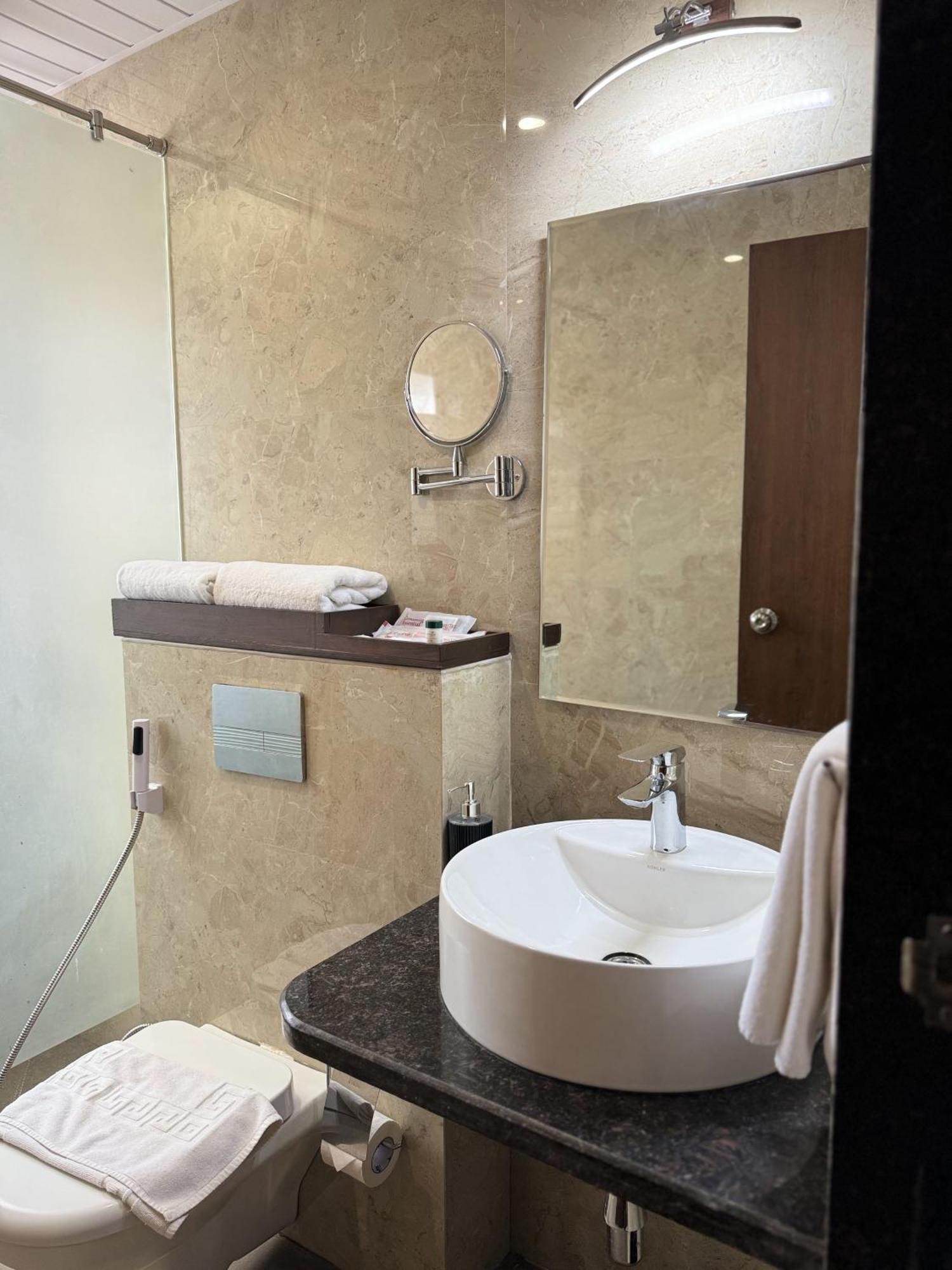 Mastiff Grand La Villae 4*