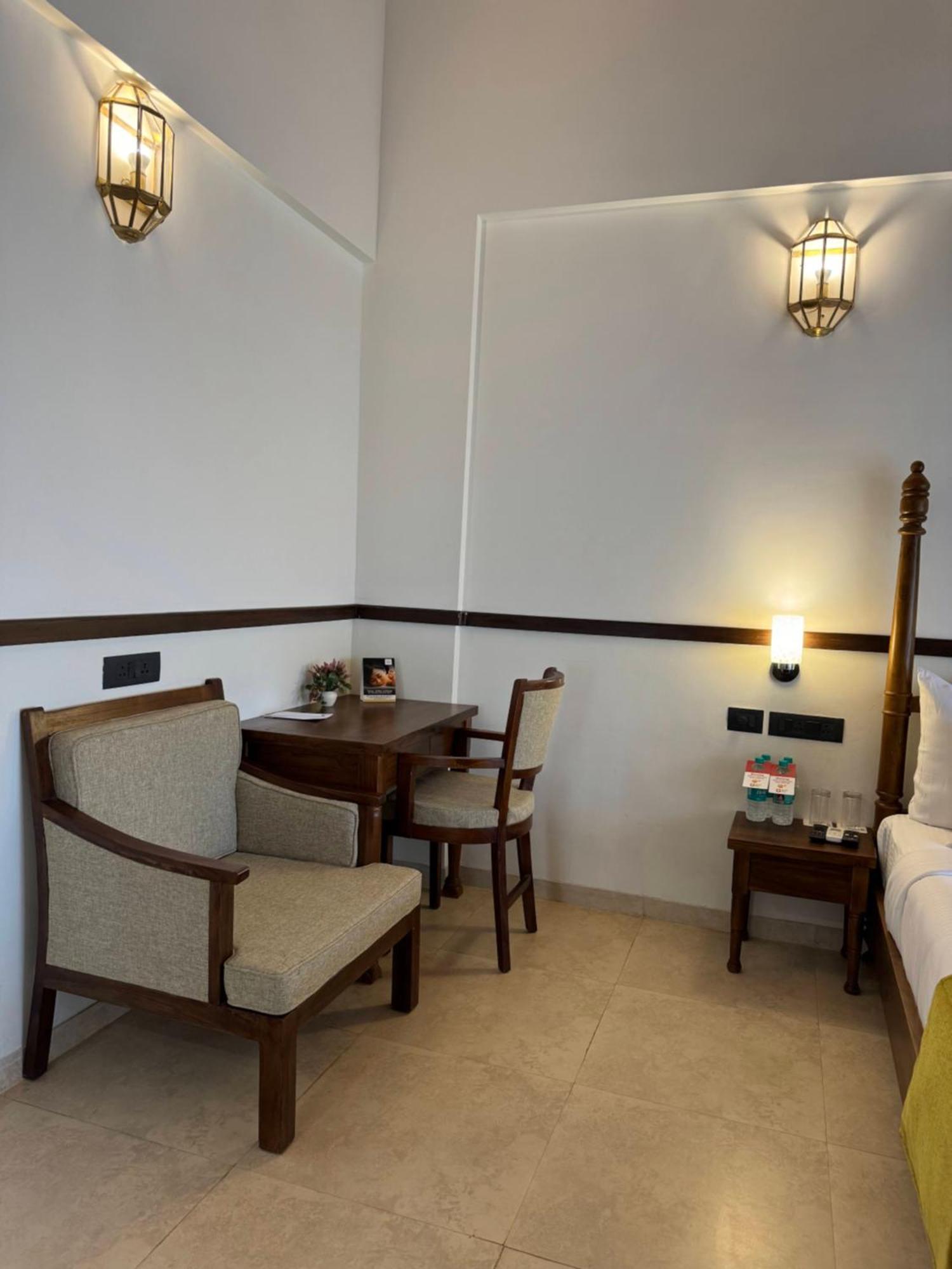 Mastiff Grand La Villae Hotel Lonavala