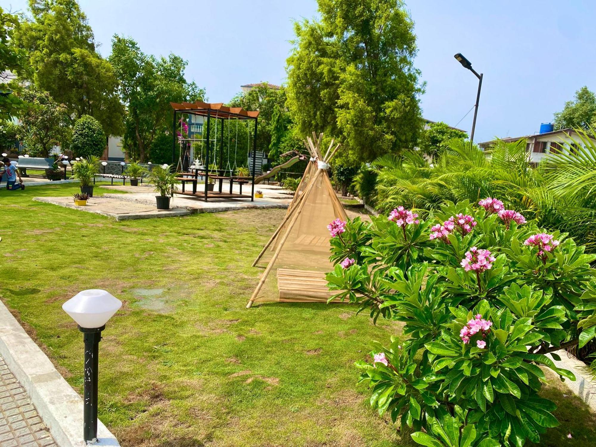 Villa 2bhk By Miracle & *