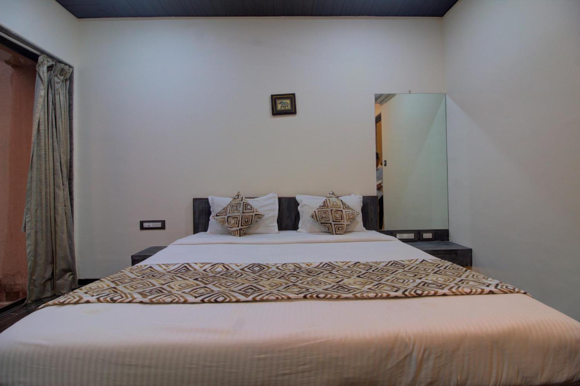 Hotel The Cult By Royara