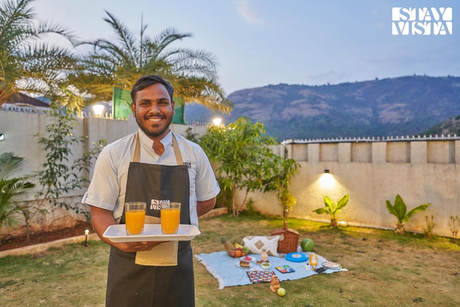 Villa Stayvista's Kaarma - Valley-view With Outdoor Pool, Lawn Featuring A Gazebo & Machan *