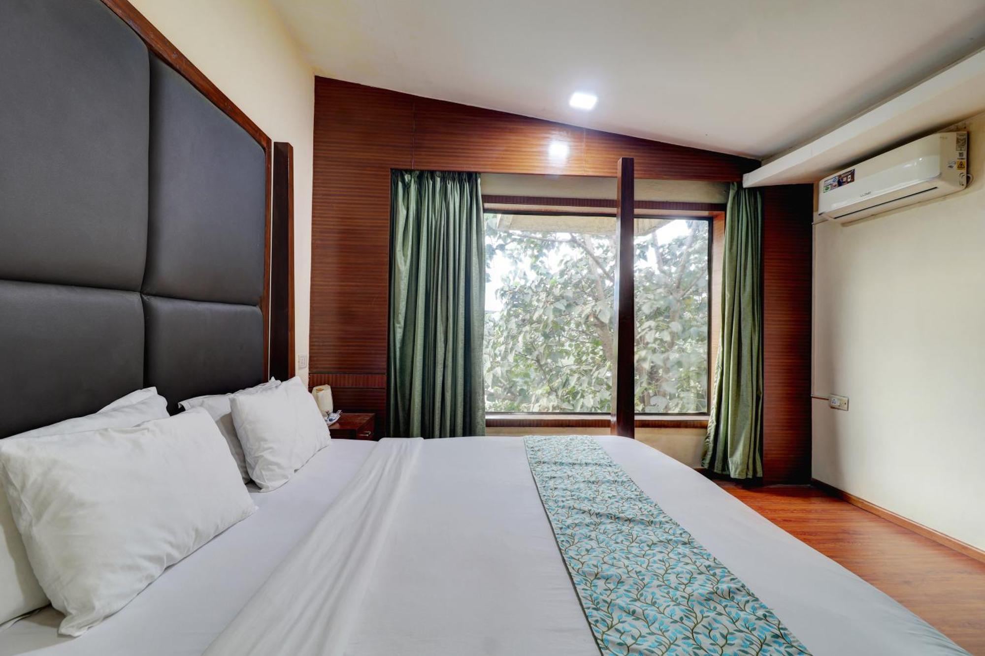 Amazinn Villa Hotel Lonavala