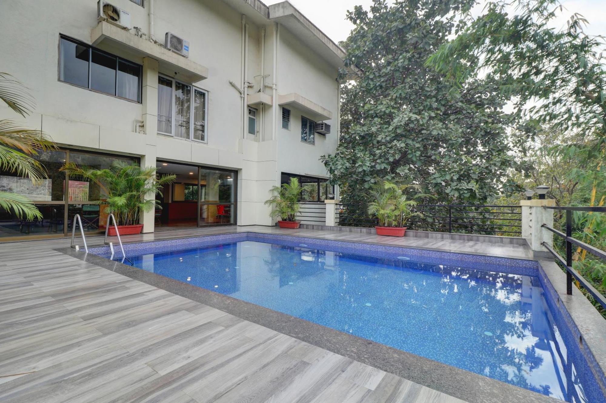 Hotel Amazinn Villa Lonavala