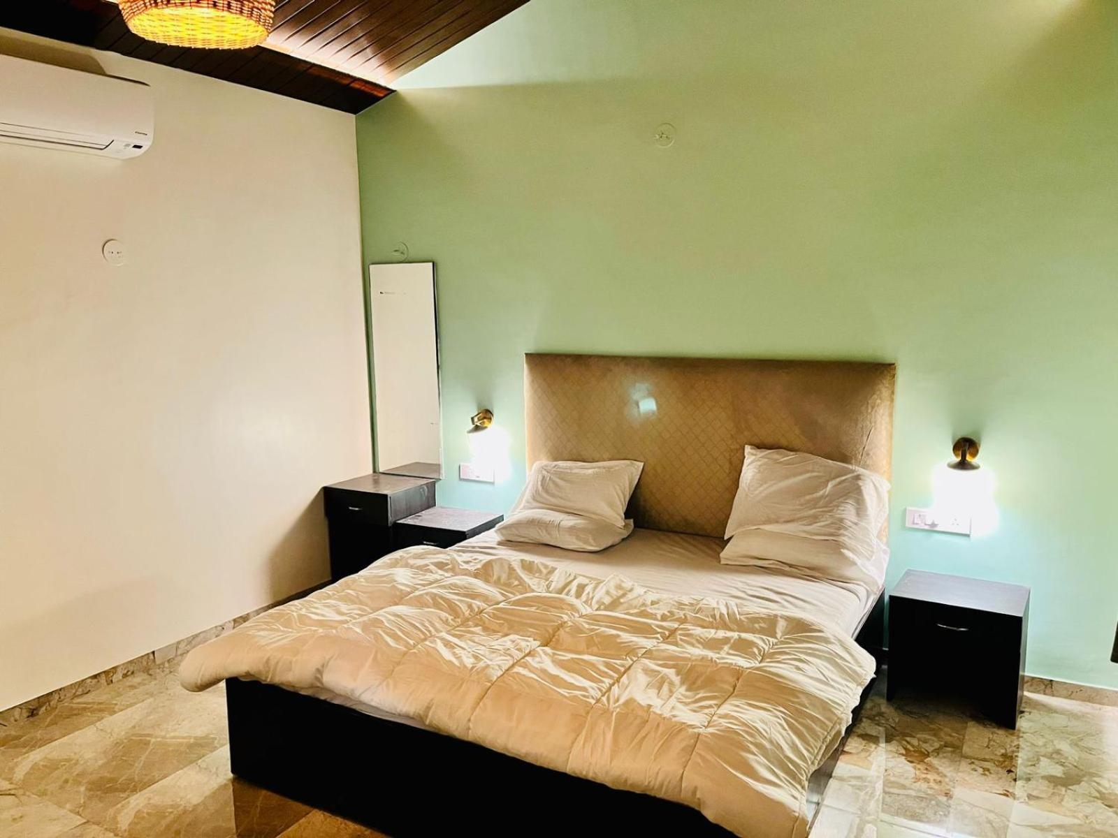 Emporio Domes And Villas Lonavala