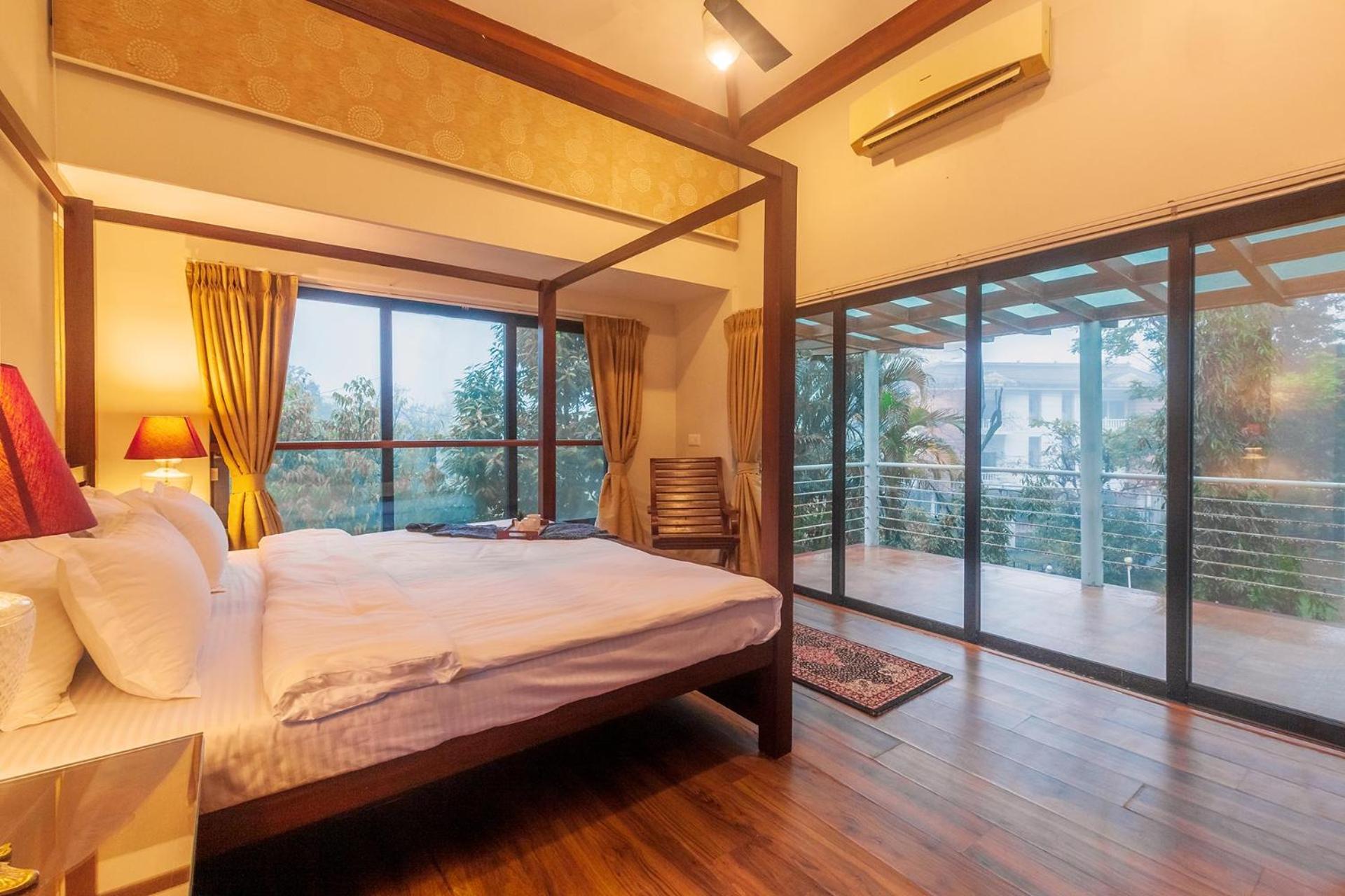 Stayvista's Verona - Enjoy A Heated Pool And Snooker Table For An Unforgettable Lonavala