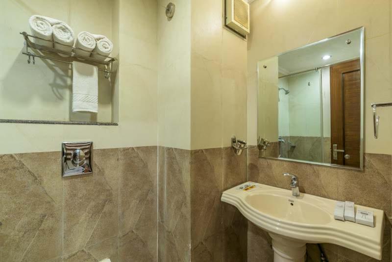 Hotel Treebo Reveniir Lonavala