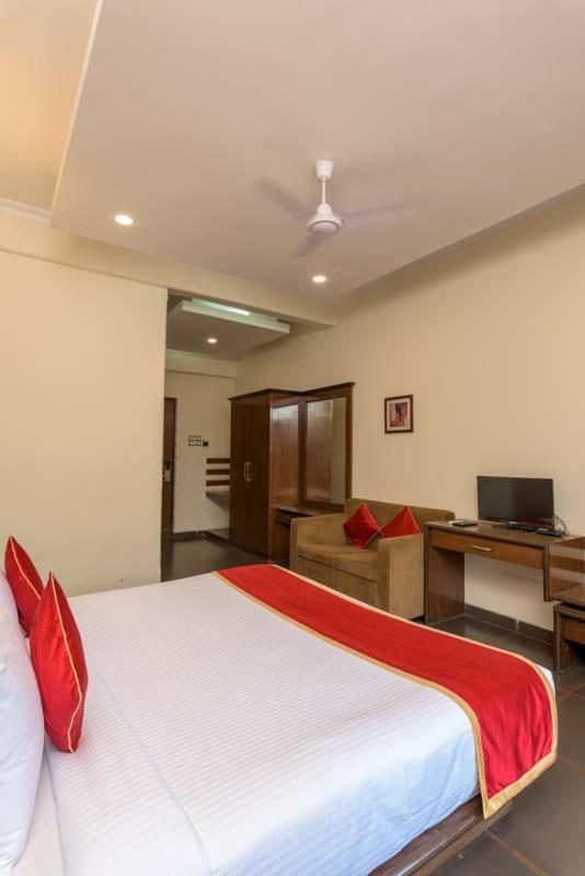 Treebo Reveniir Lonavala