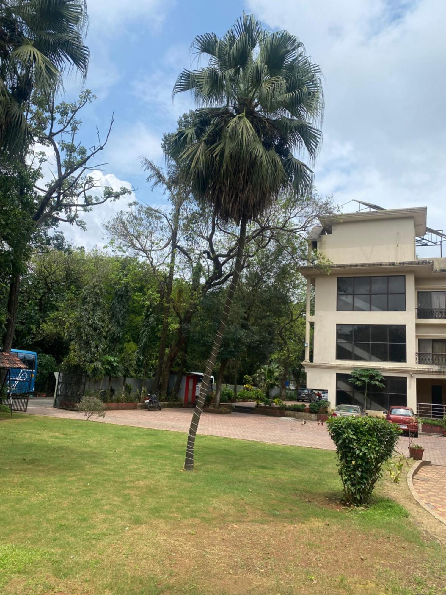Jewel * Lonavala