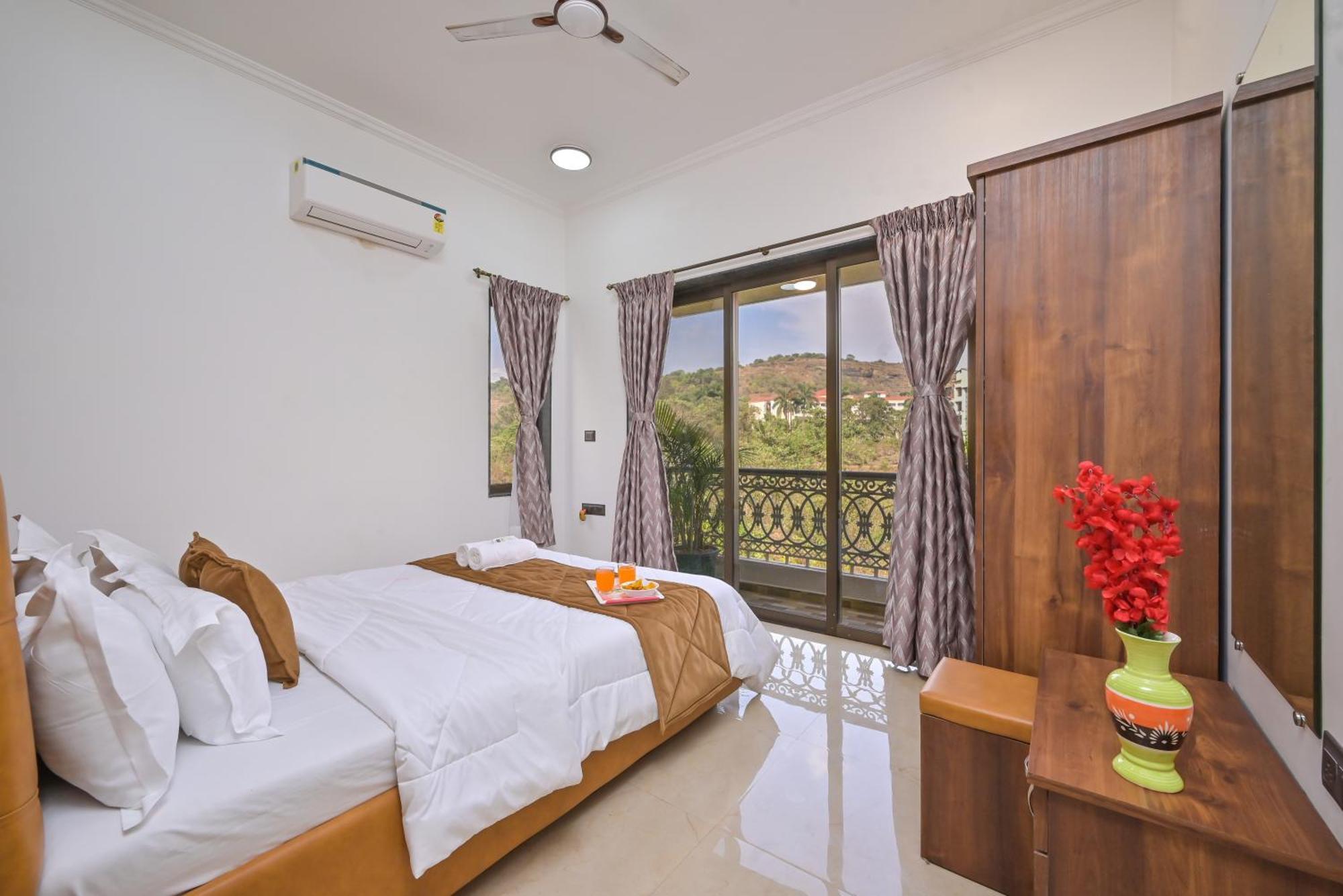 4 Bedroom Pvt Pool