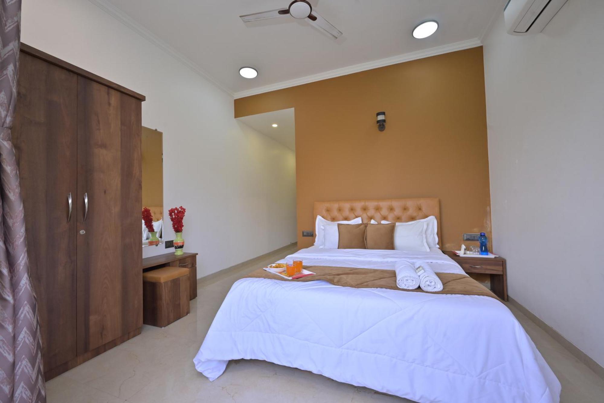 Villa 4 Bedroom Pvt Pool Lonavala