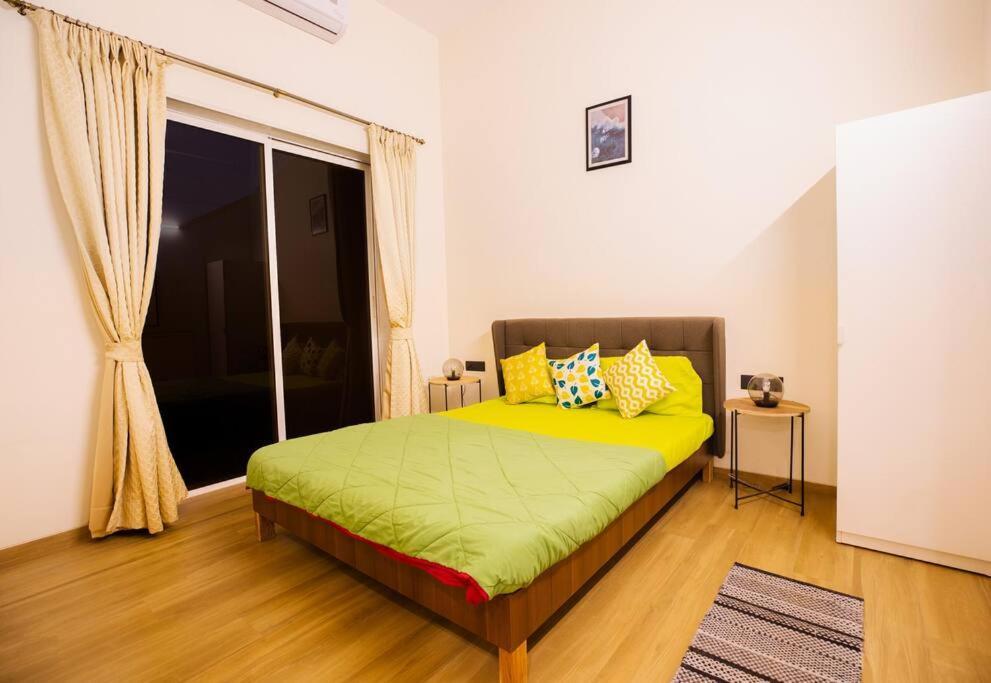 Shantai Luxurious 35 - Lonavala
