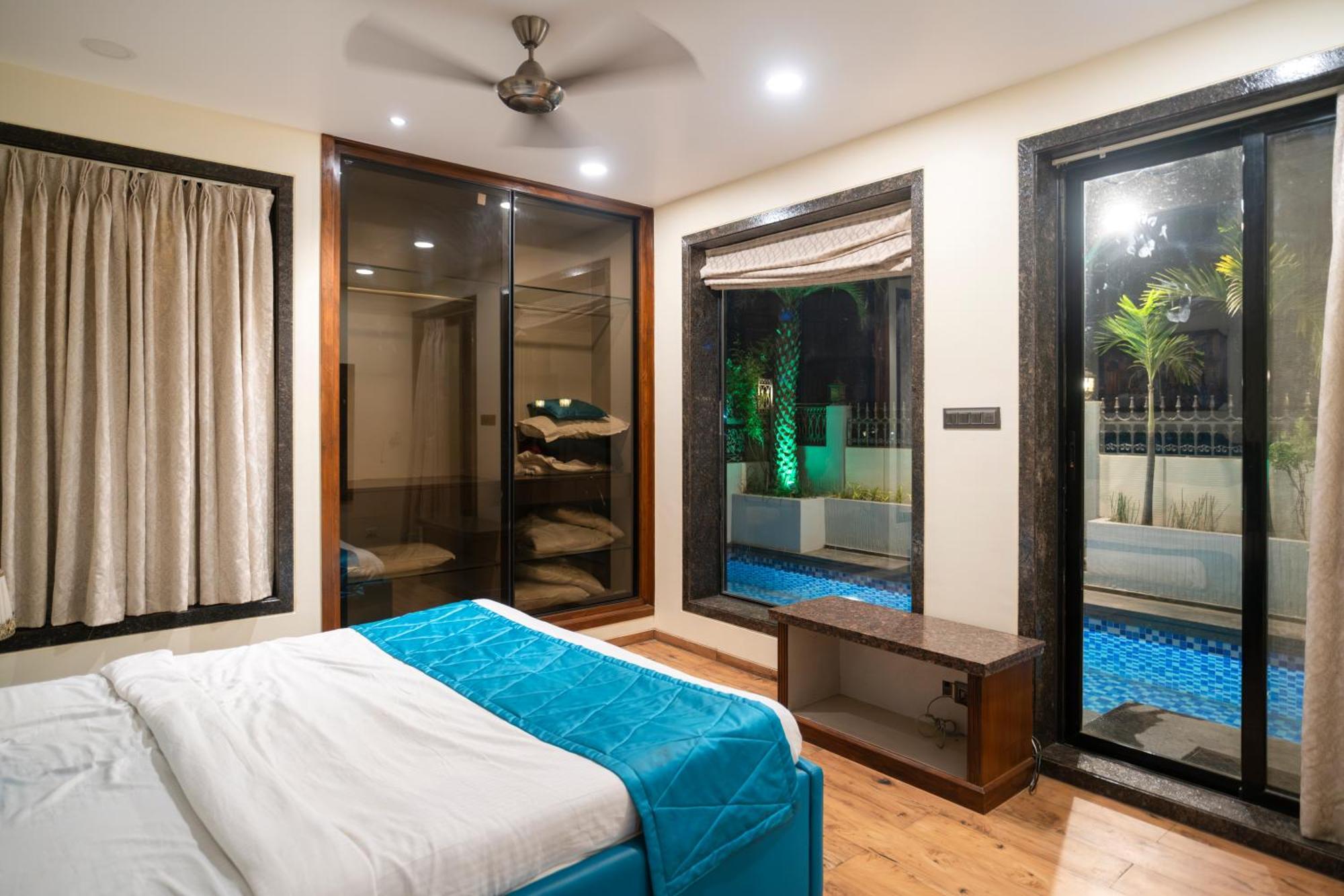 Vesperia Luxury Villa *