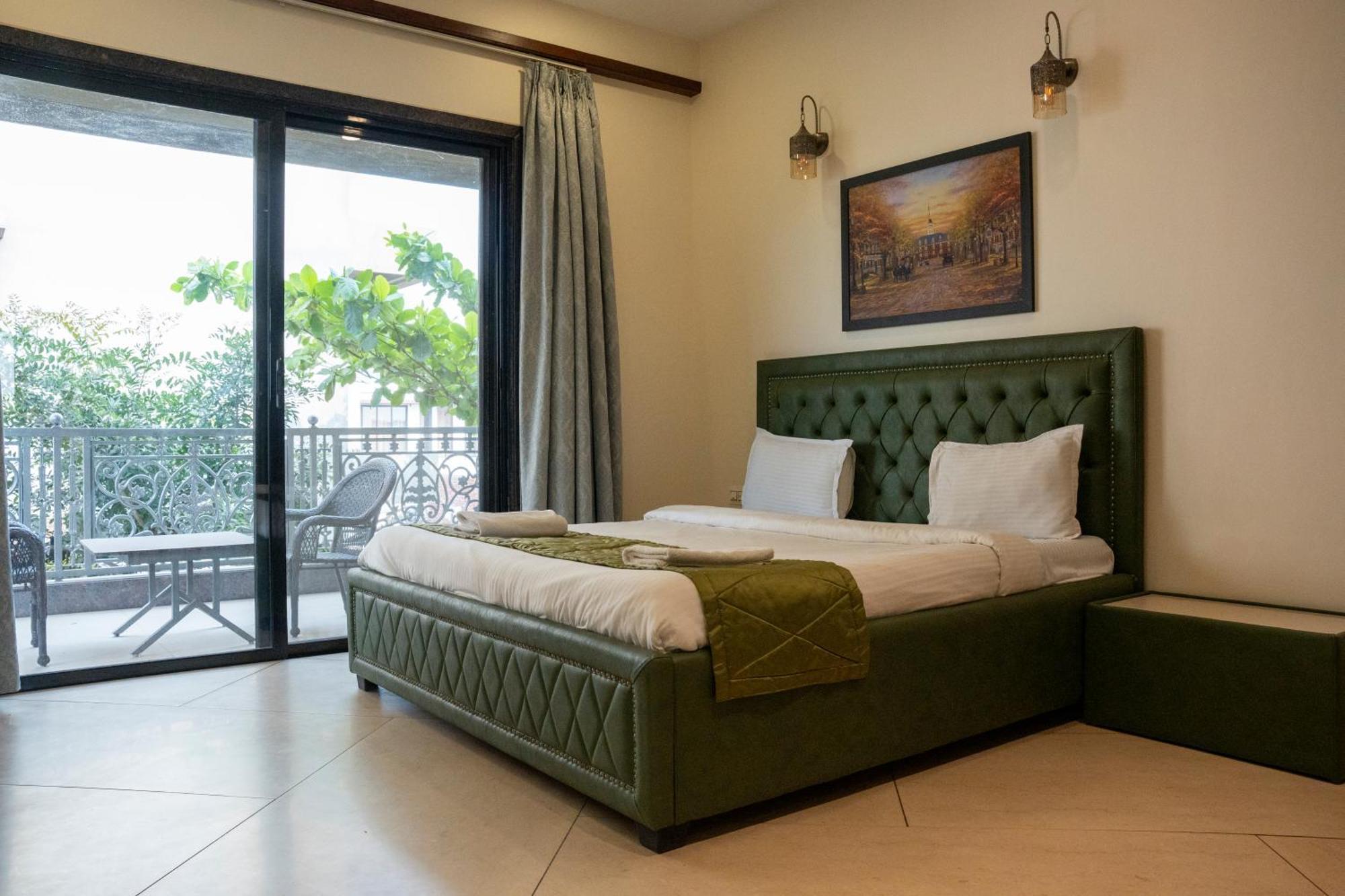 Vesperia Luxury Villa *