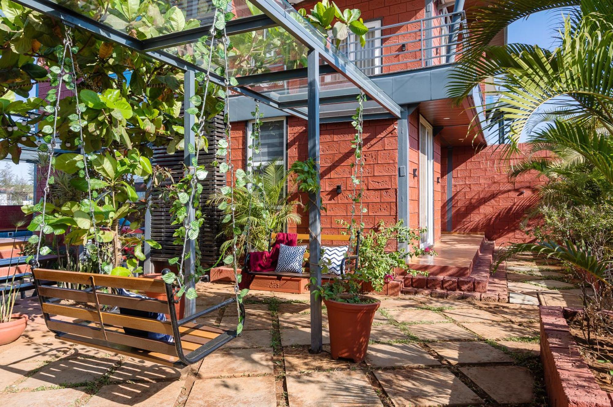 Saffronstays Calvin - 3 Bedroom Pool In * Lonavala