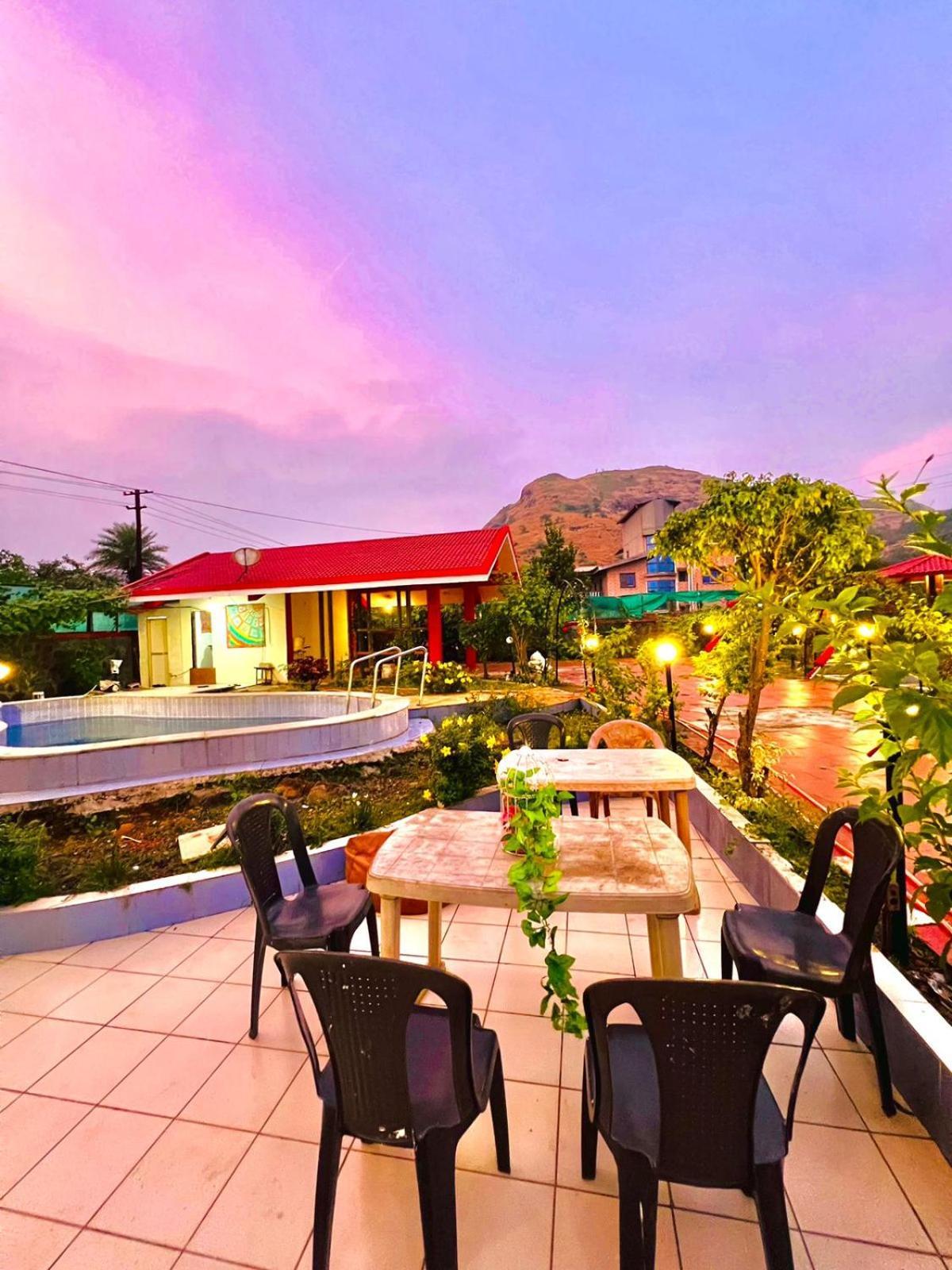 Mount View - The Dream Ll Pvt Pool Ll Garden Ll 3ac Villa Lonavala