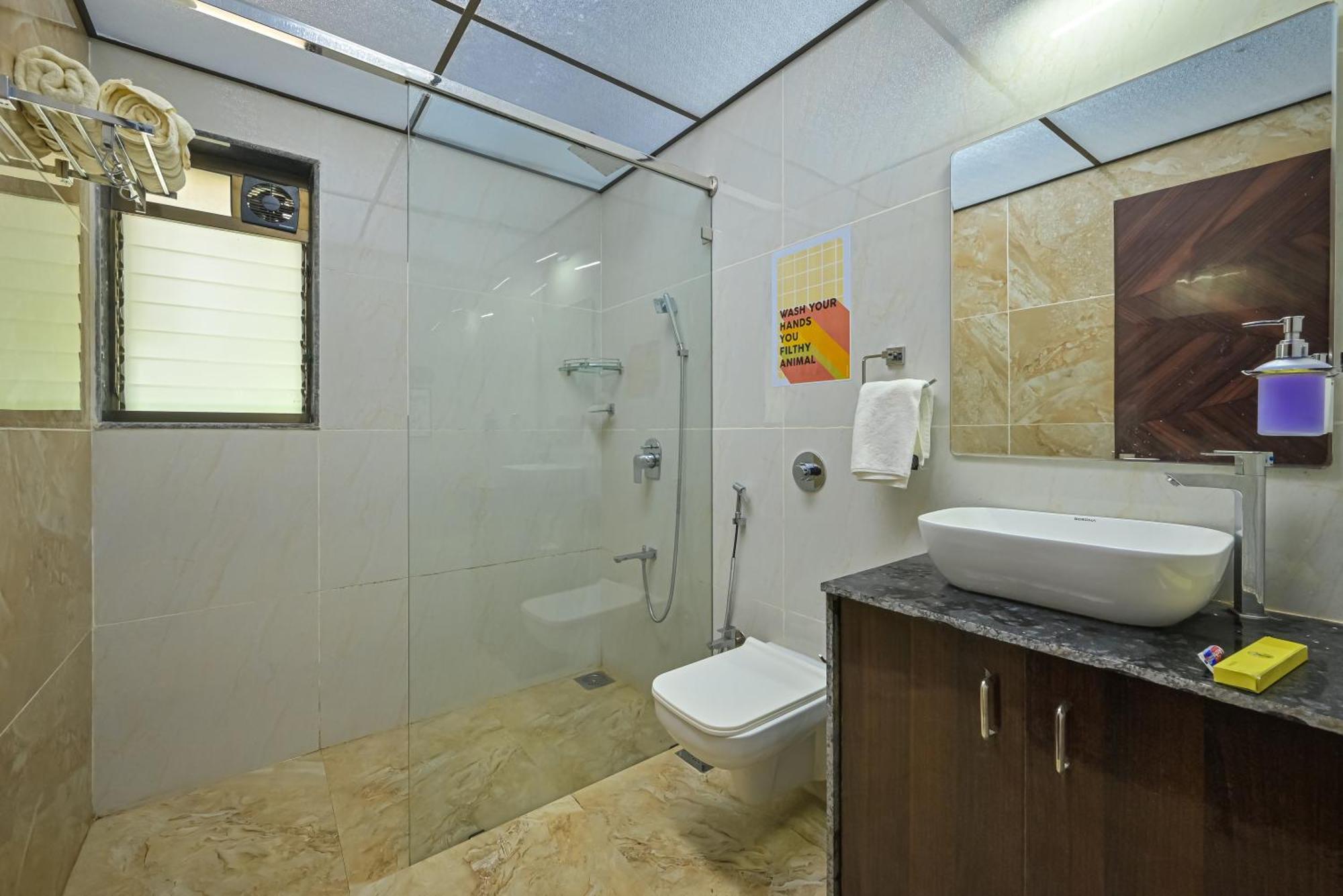 Lifeline - Exquisite Pawna Lakeview Estate With Expansive Infinity Pool Lonavala