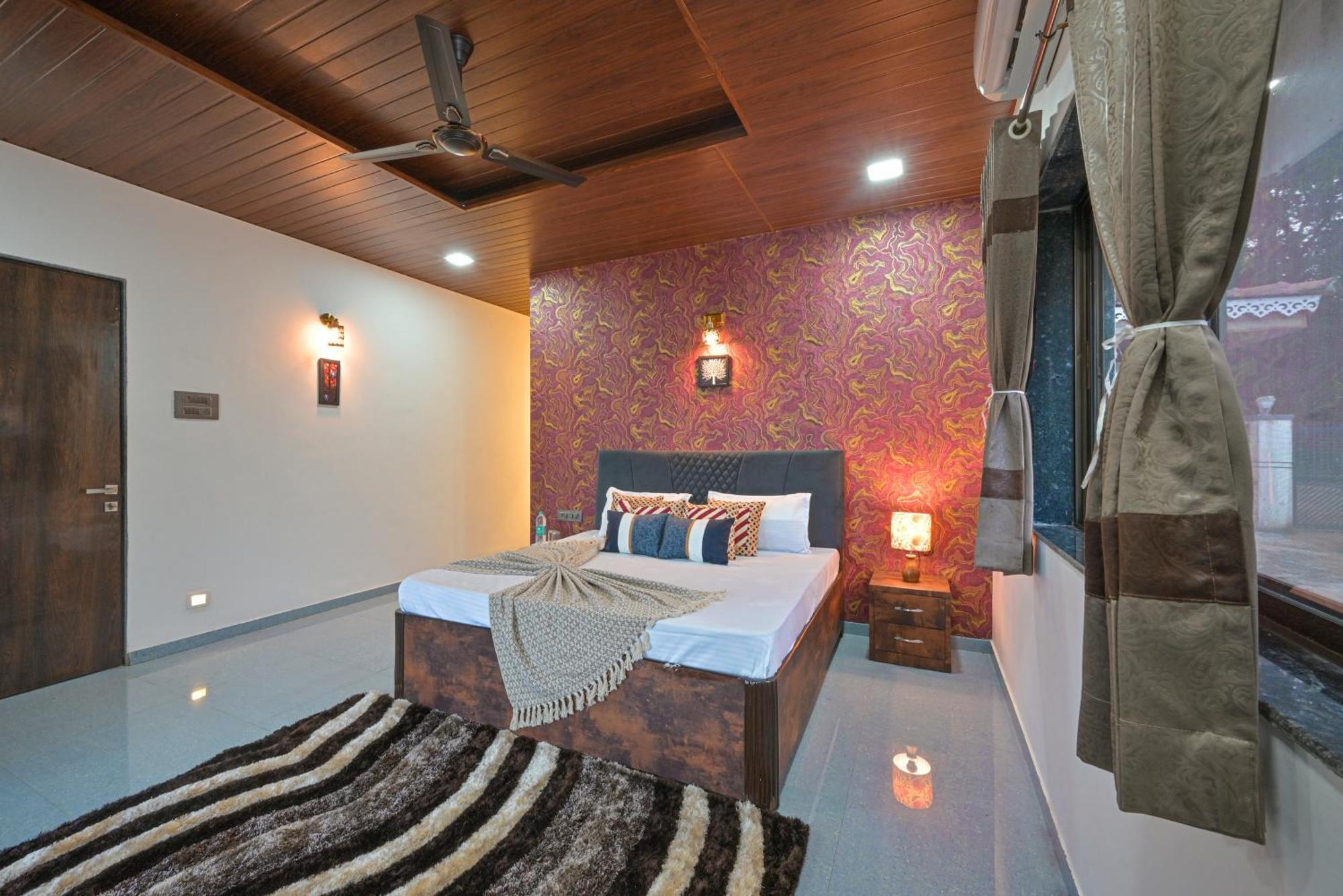Holiday home Lifeline - Exquisite Pawna Lakeview Estate With Expansive Infinity Pool *