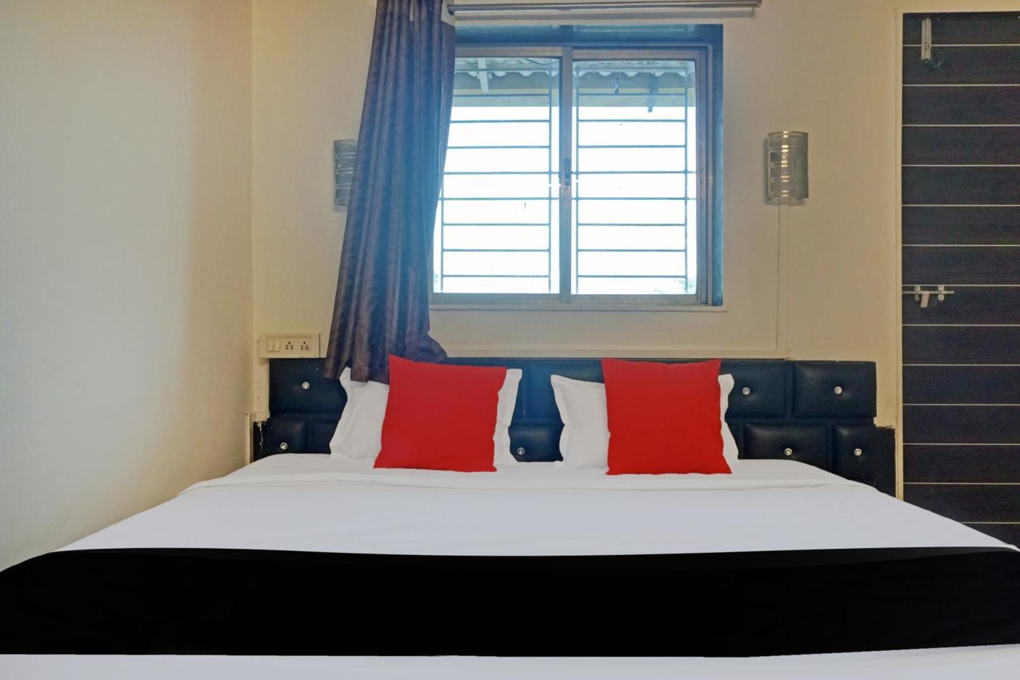 Hotel Oyo Sumant Palace 3*