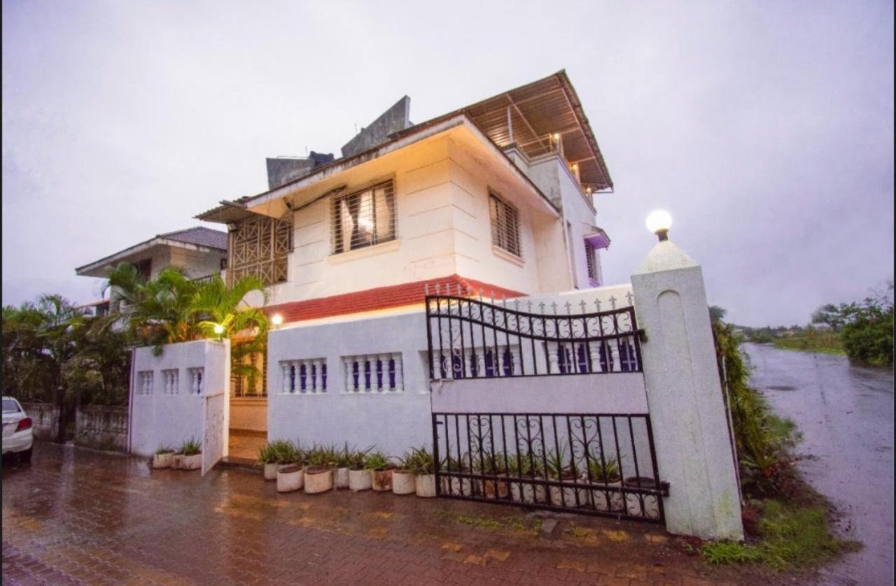 Laughtale 4bhk Swimming Pool *
