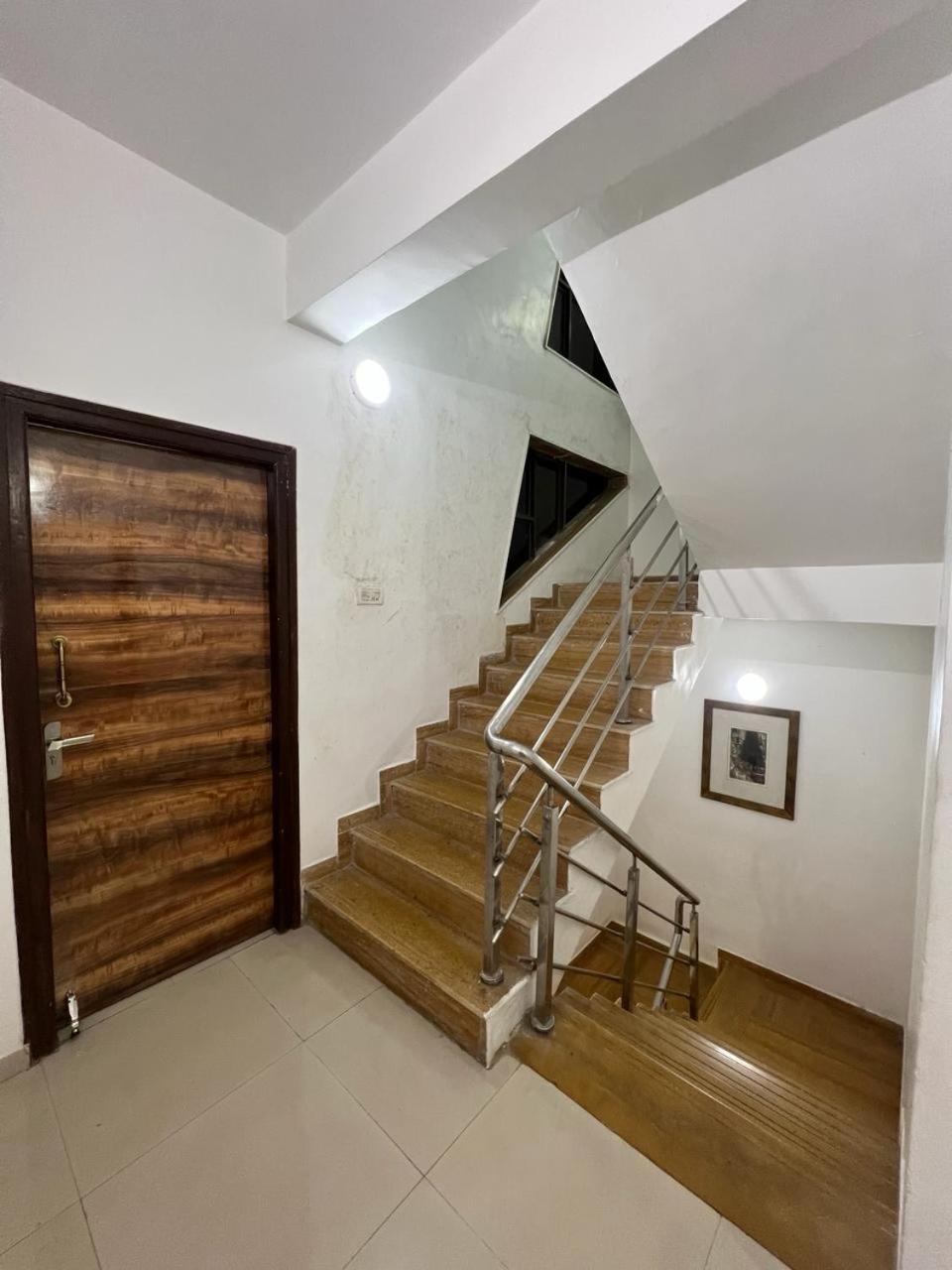 Laughtale 4bhk Swimming Pool *