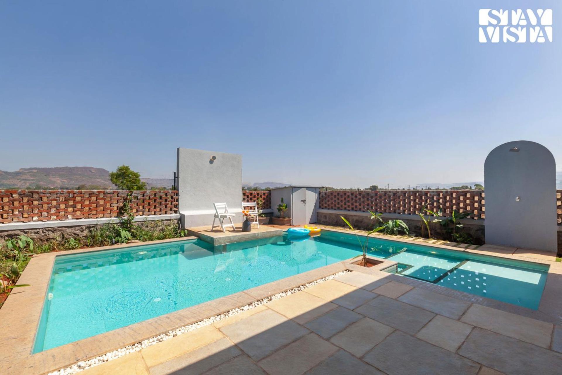 Stayvista's Cobblestone - With Pool View & Indoor-outdoor Activities