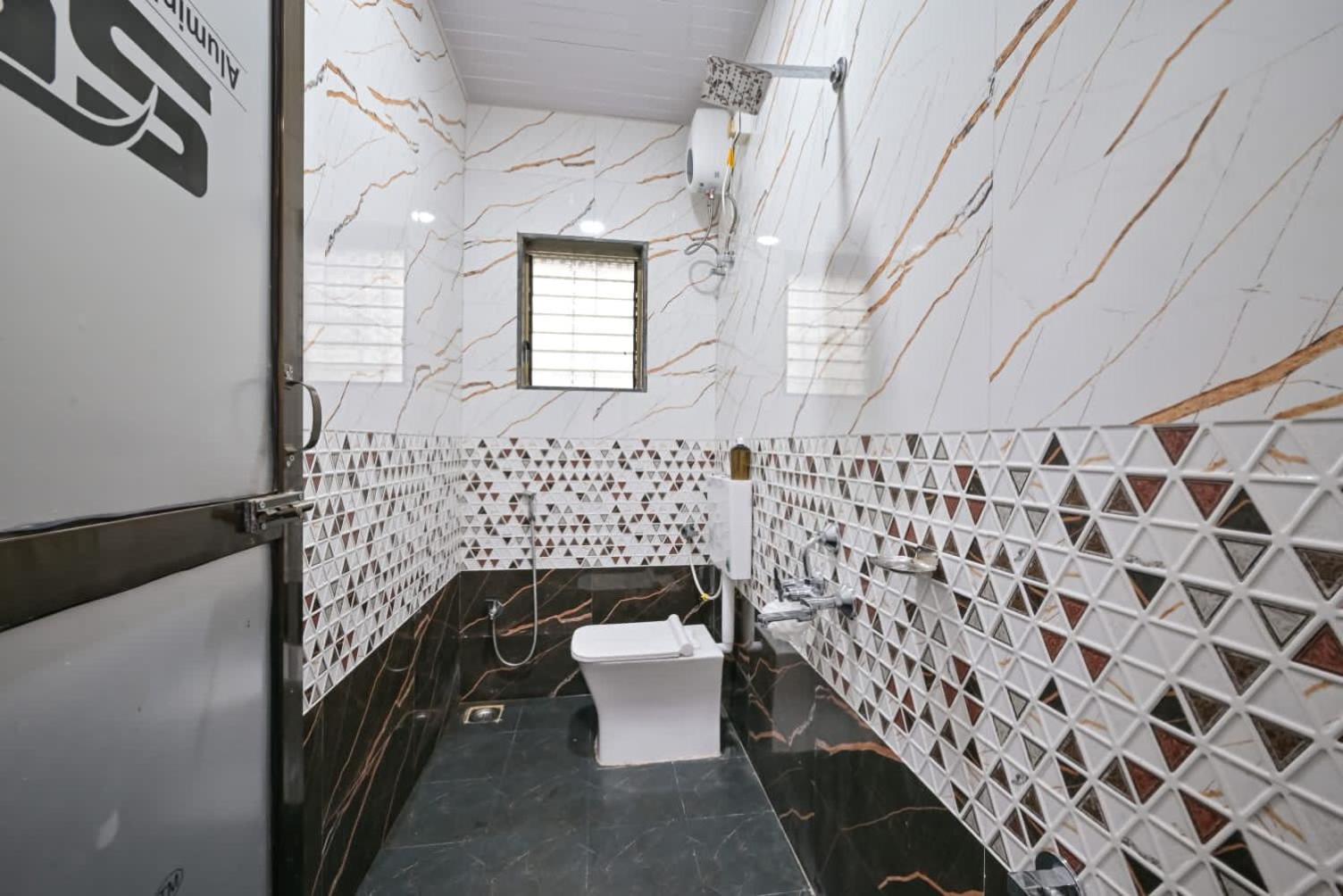 Stalian Farm House Lonavala