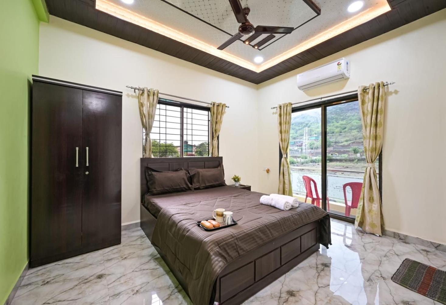 Stalian Farm House Villa