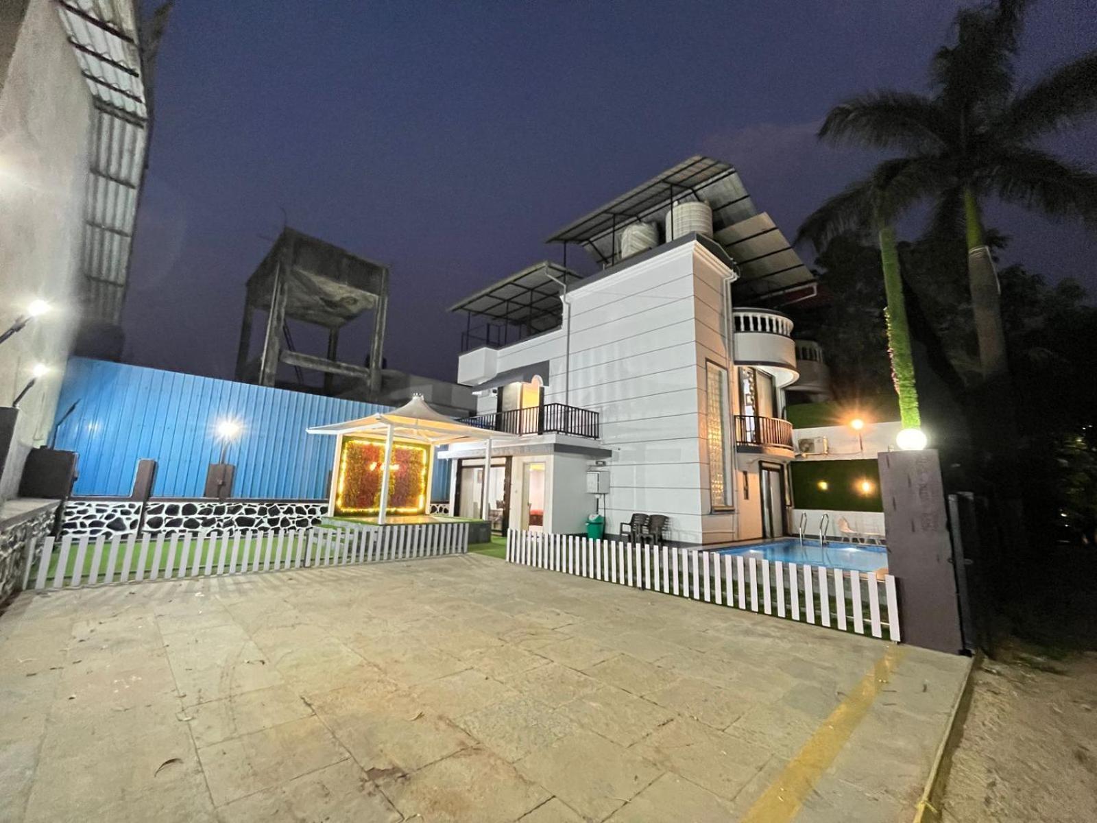 Villa The Emerald