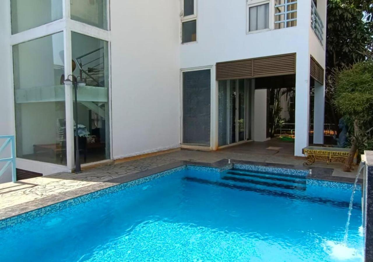 Elevate Luxurious 5 Bhk With Private Pool In Villa