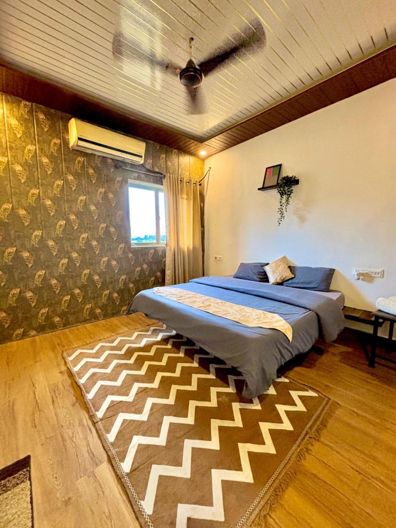 Makaan At - 4bhk Private Pool In Lonavala